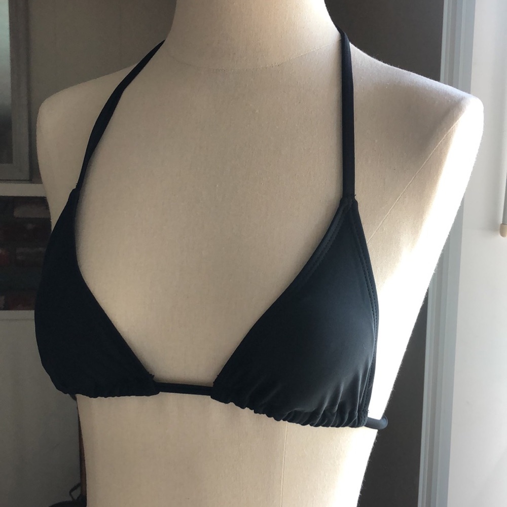 Bikini Tops - Picture 3 of 4